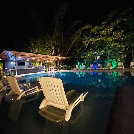 Отель Grand Park Manuel Antonio Кепос Экстерьер фото
