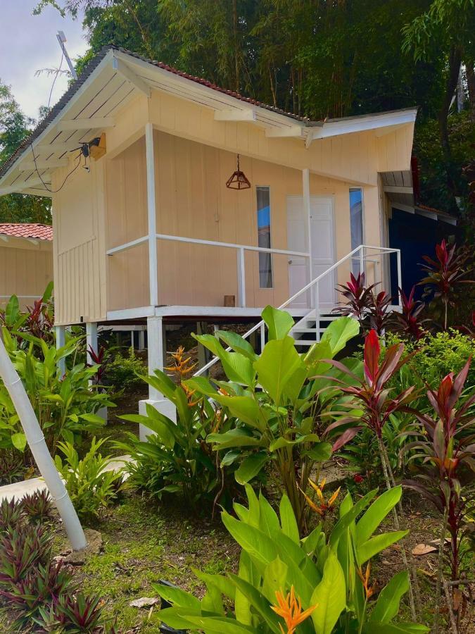 Отель Grand Park Manuel Antonio Кепос Экстерьер фото
